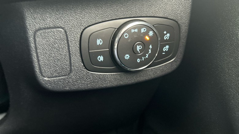 Ford Puma ST 1.0 EcoBoost Hybrid mHEV ST 5dr DCT Petrol Hatchback